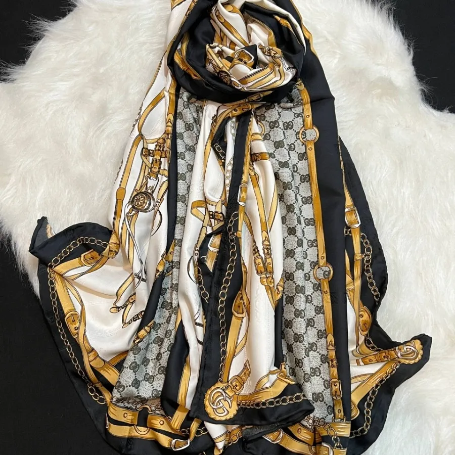 شال ابریشم ژاکازد