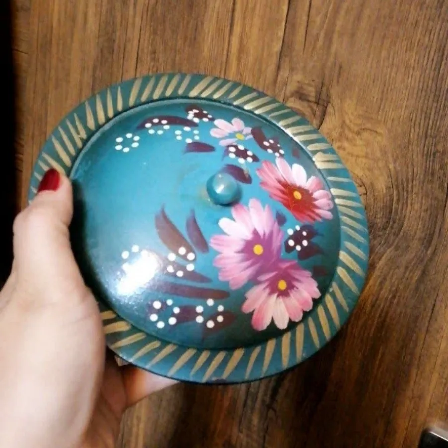 ظرف چوبی
تماما کار و تراش