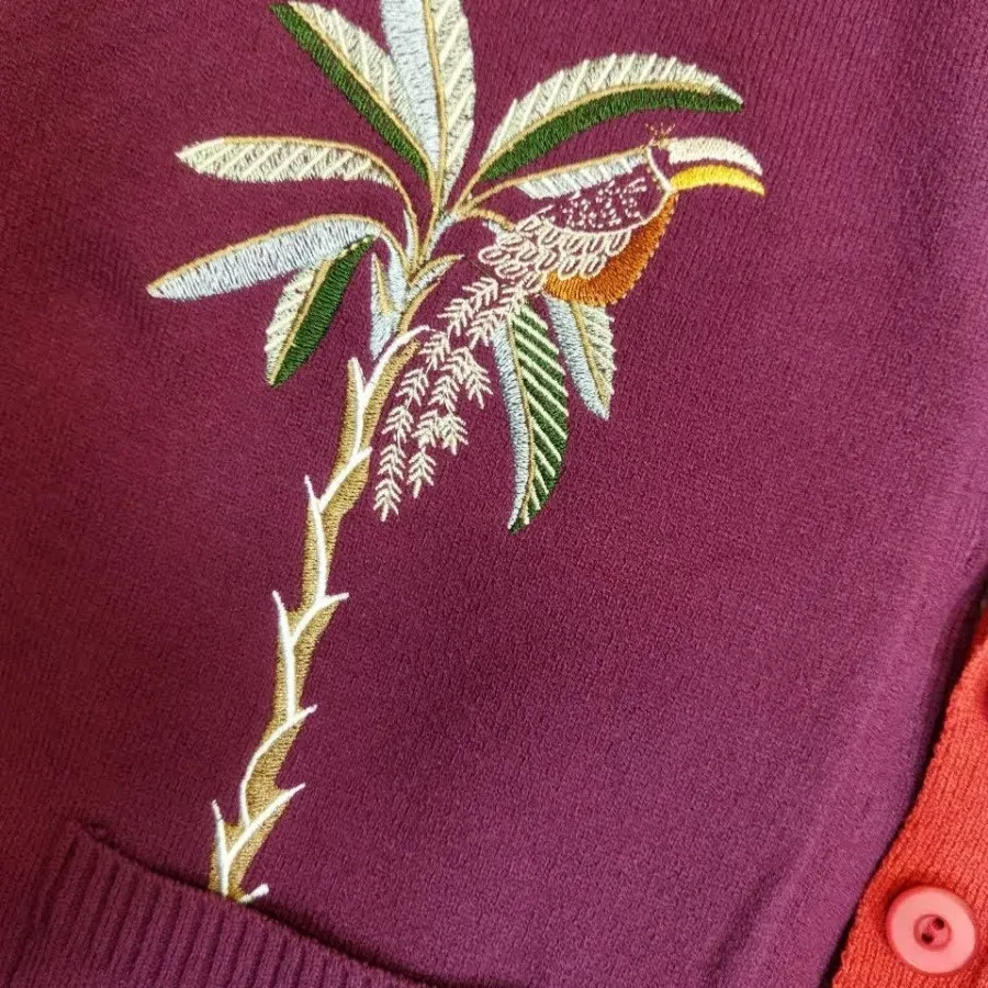 بافت دکمه دار زنانه