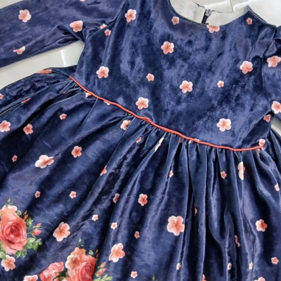 لباس دخترانه