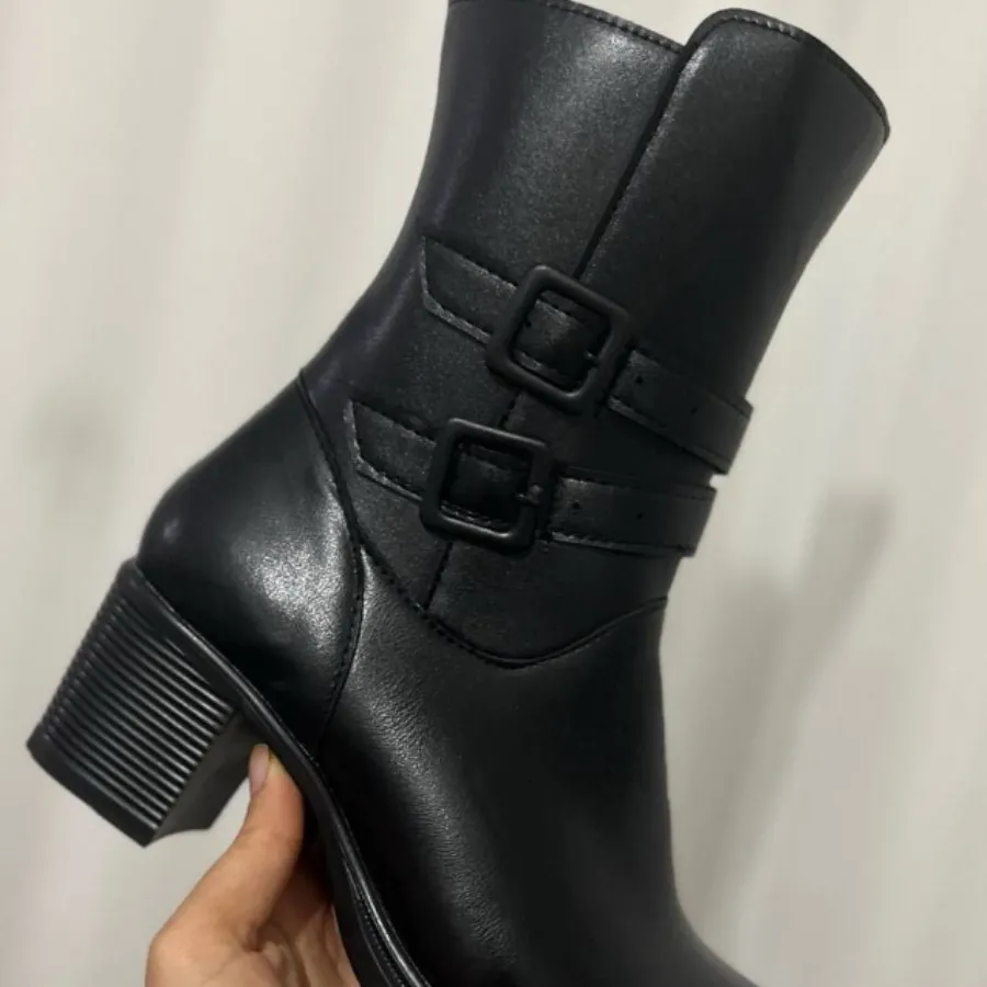 بوت پاشنه دار دو سگک