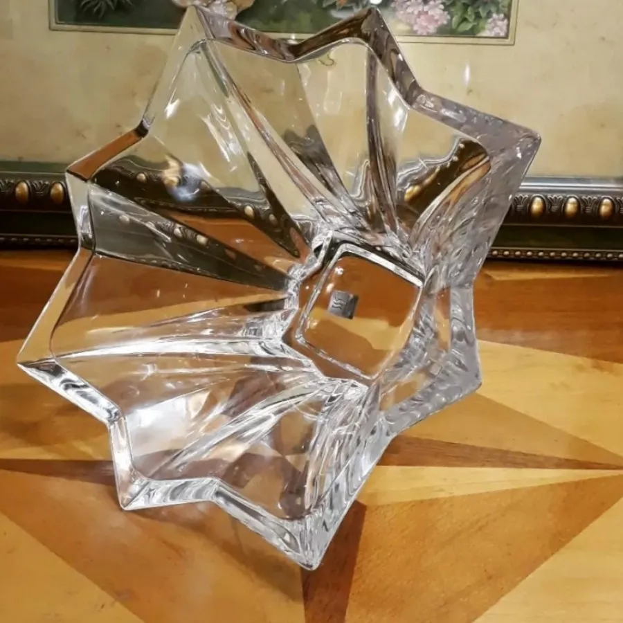 کریستال تویوساساکی ژاپن