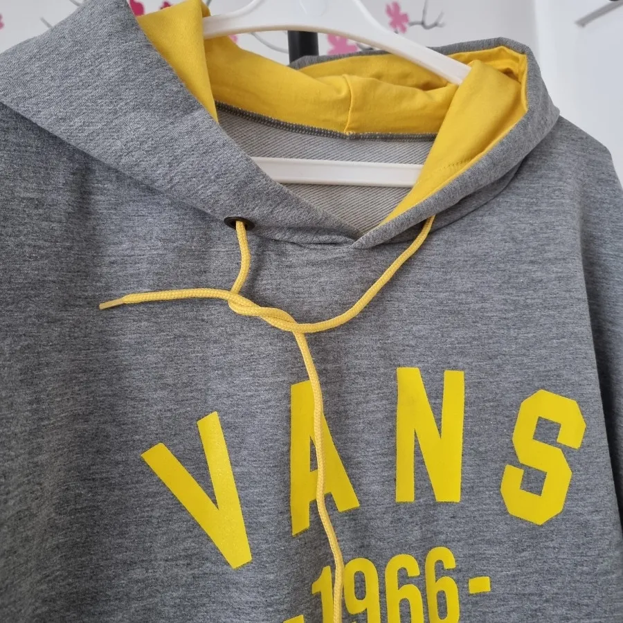 هودی دخترونه