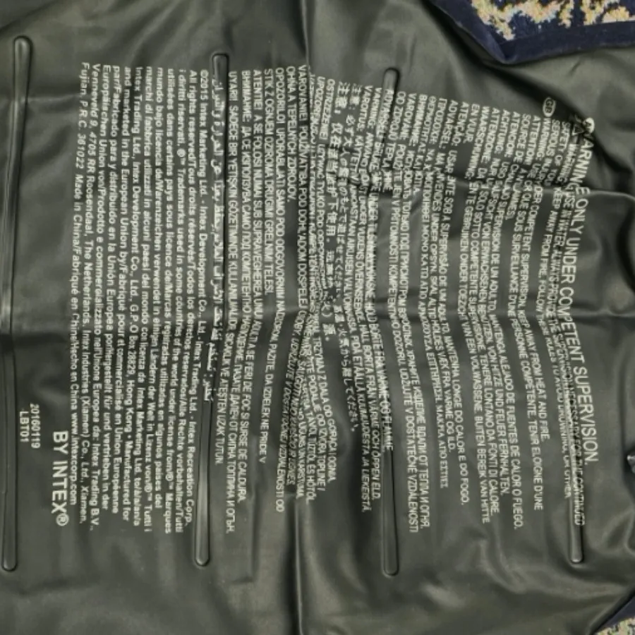 کیسه خواب و بالش