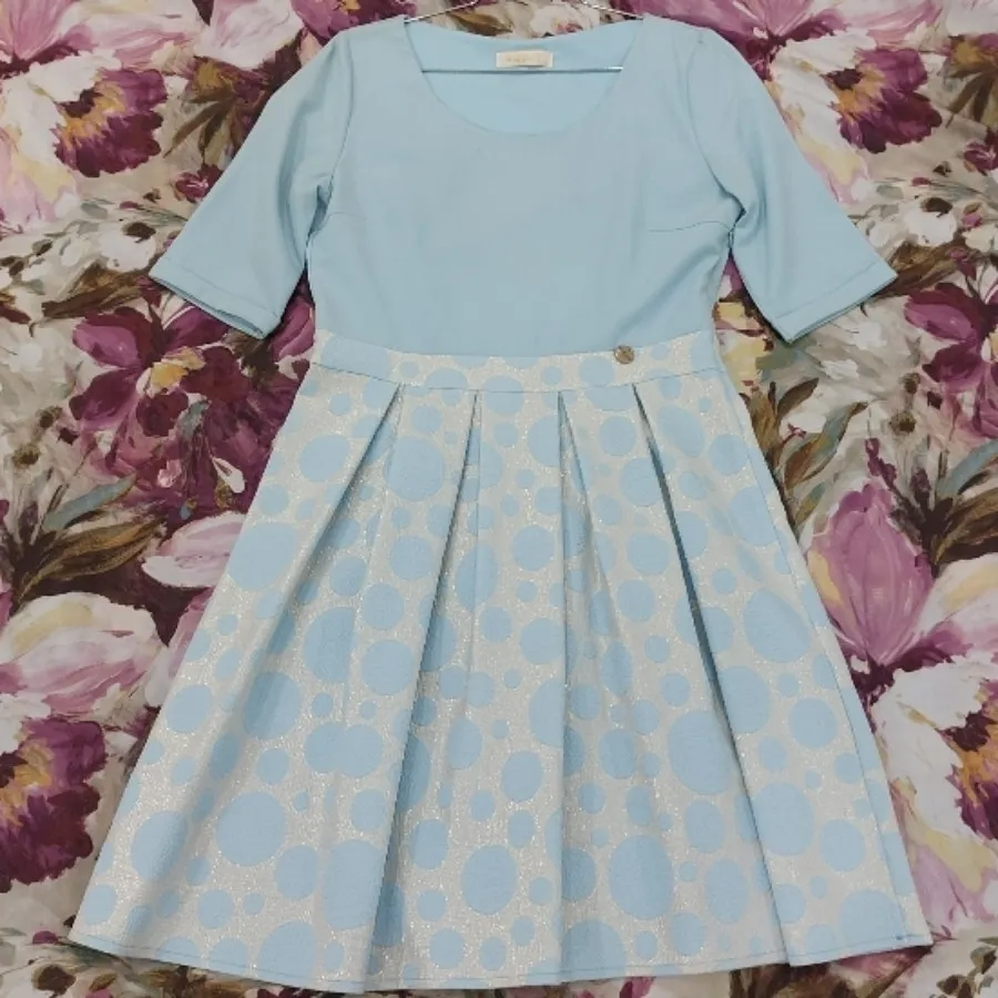 پیراهن عروسکی