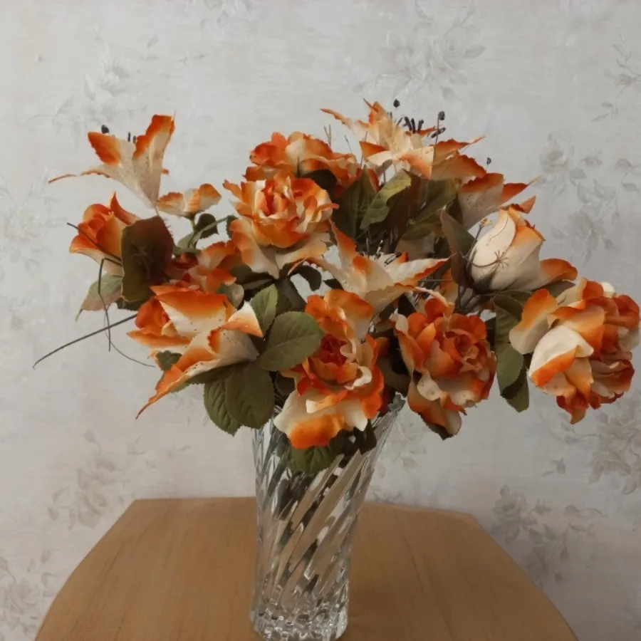 گل لیلیوم مصنوعی