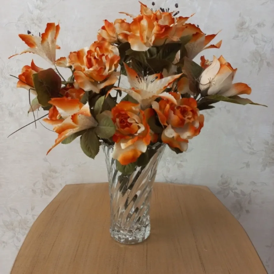 گل لیلیوم مصنوعی