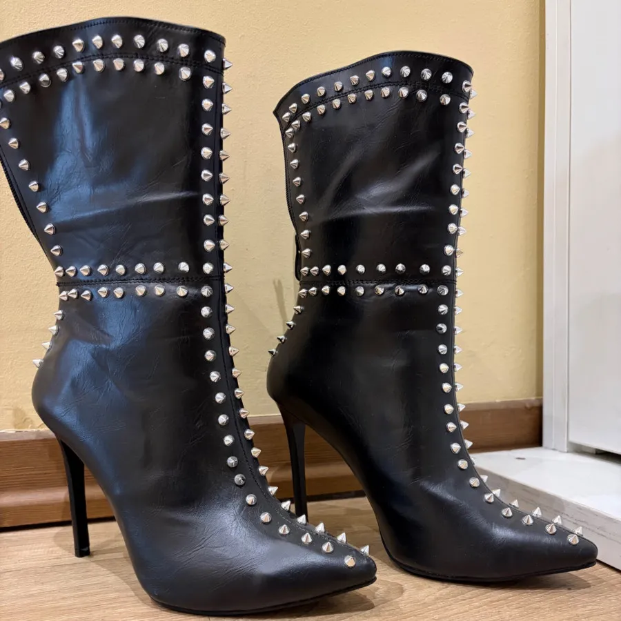 نیم بوت پاشنه سوزنی