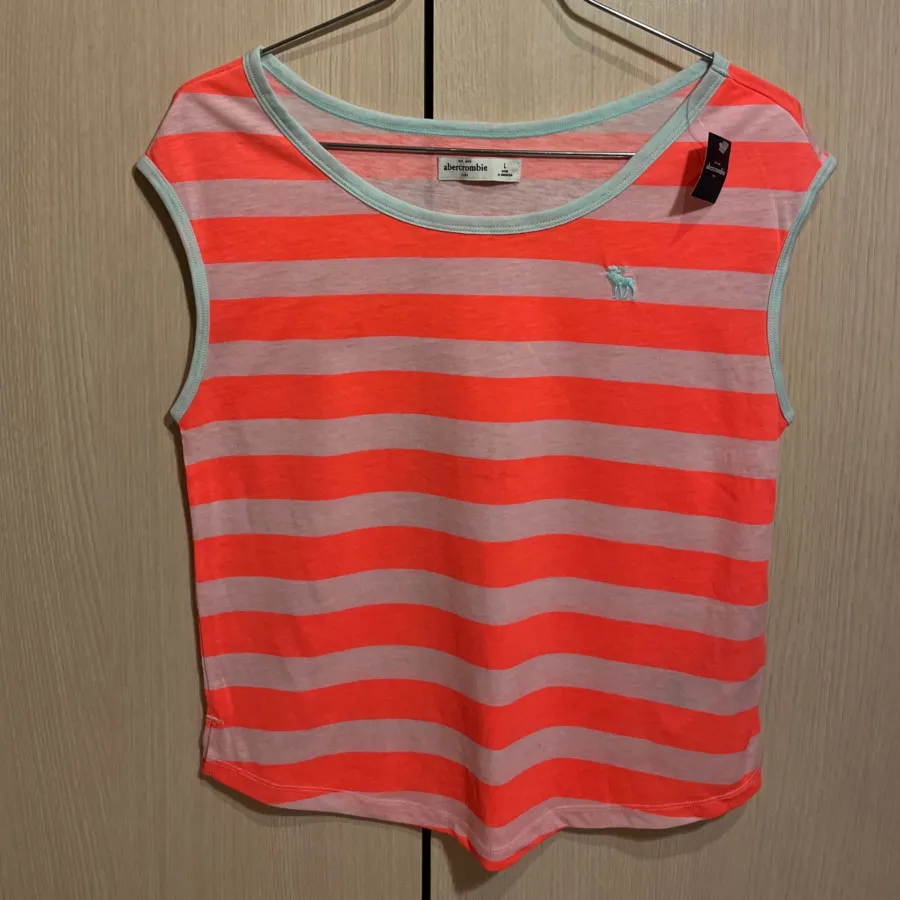تاپ Abercrombie & Fitch