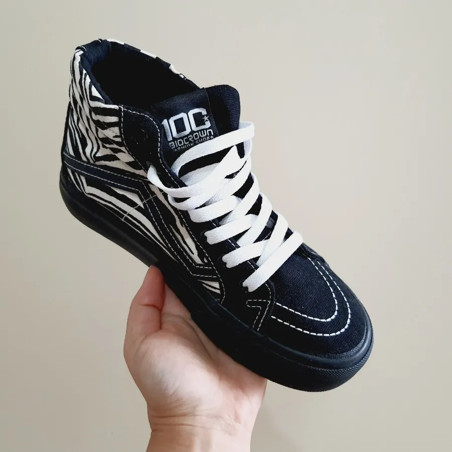 کتونی ساقدار