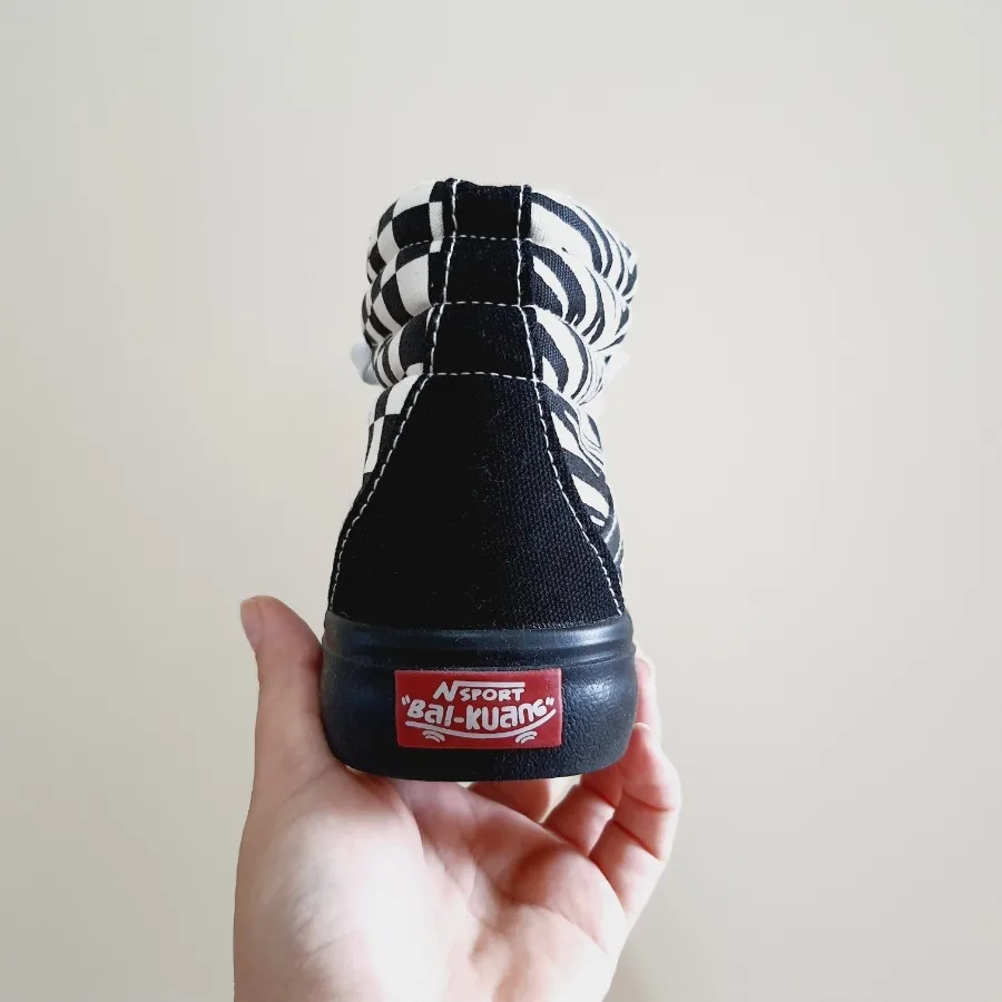 کتونی ساقدار