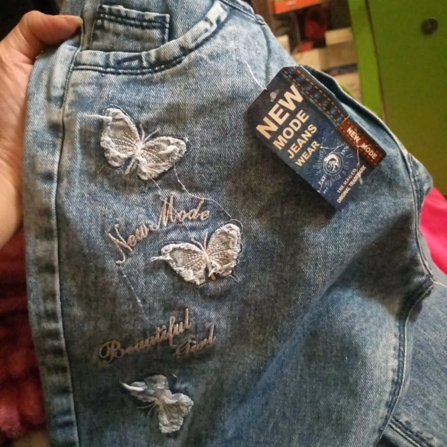 شلوار جین مام دخترانه