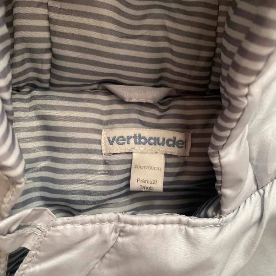 کاپشن خارجی نوزادی