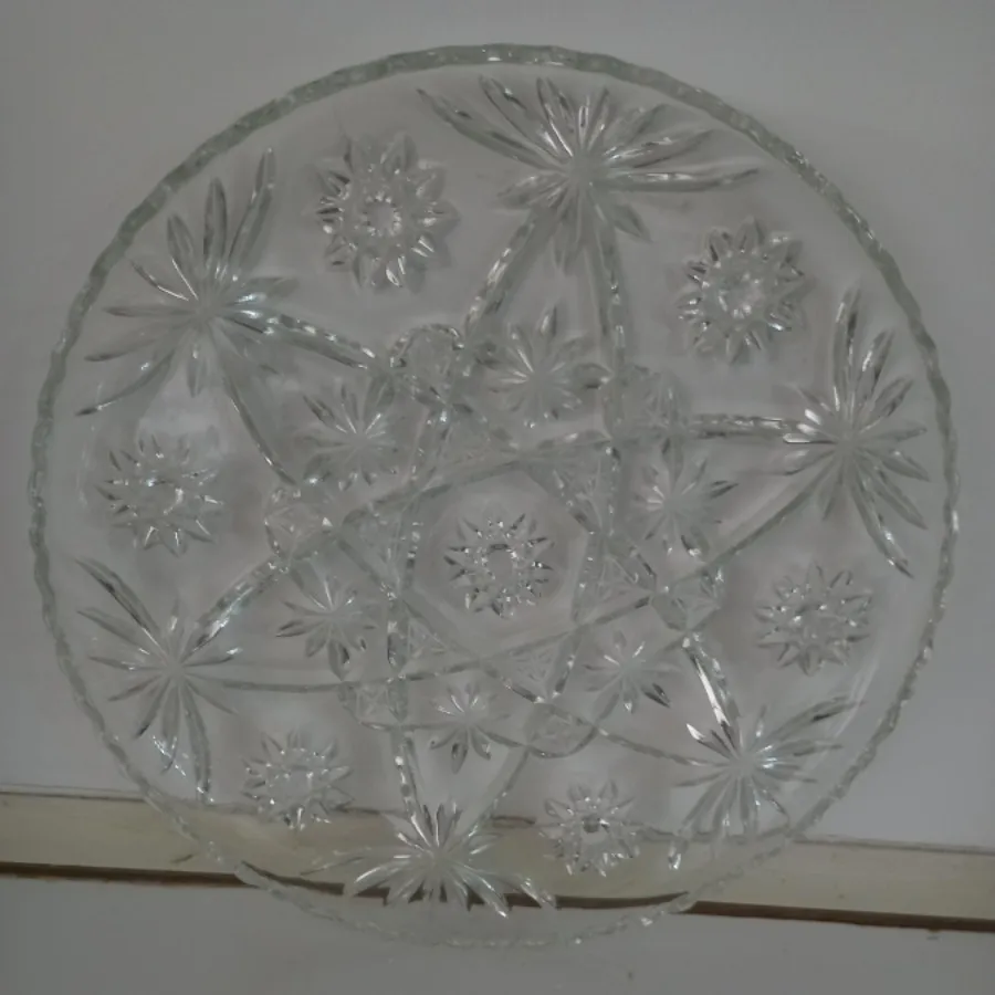 ظرف بلوروچینی قدیمی