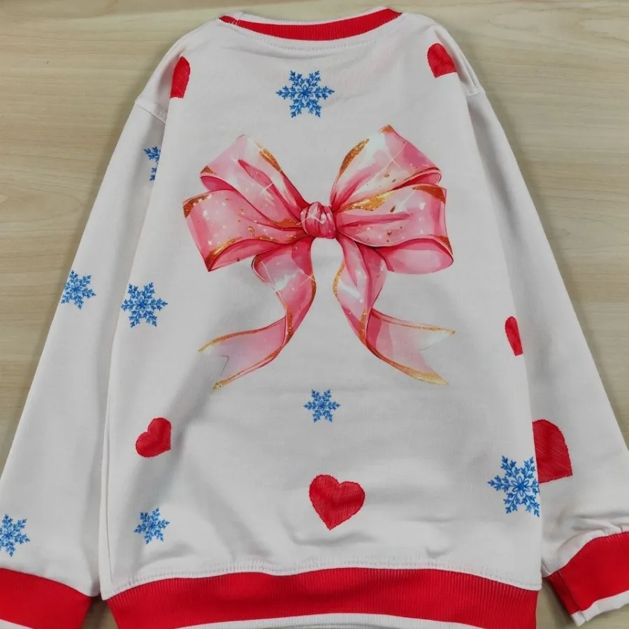 بلوز و شلوار دختر و قلب ق