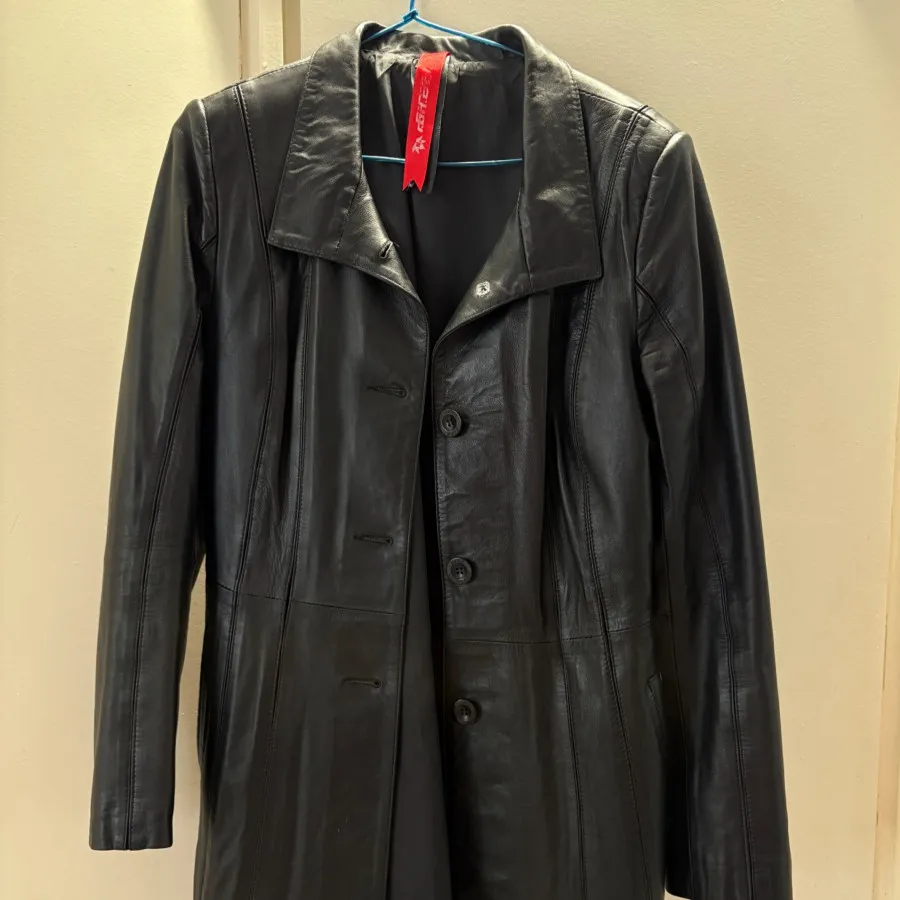 کت چرم نوین چرم