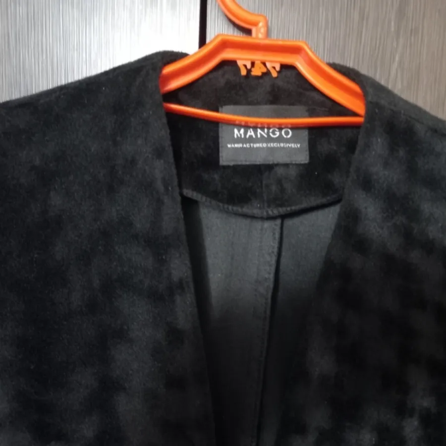 پالتو مخمل منگو