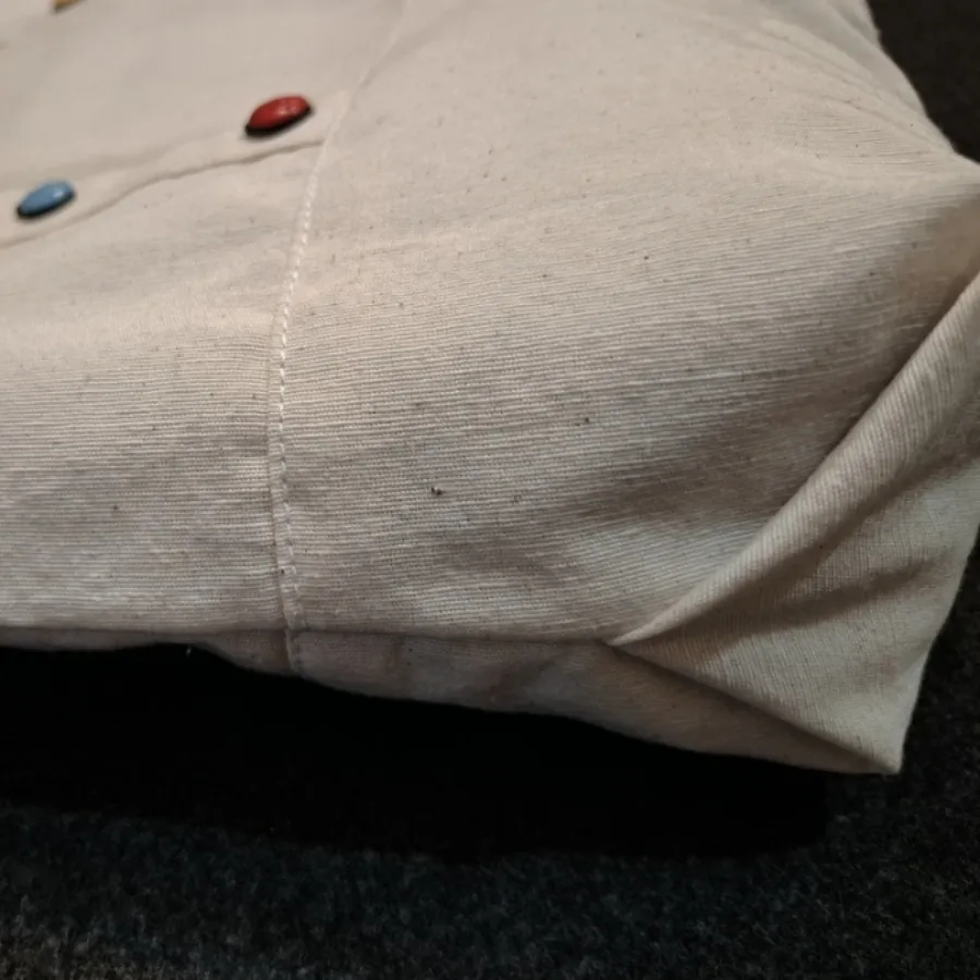 تت بگ با تزیین دکمه کفشدو