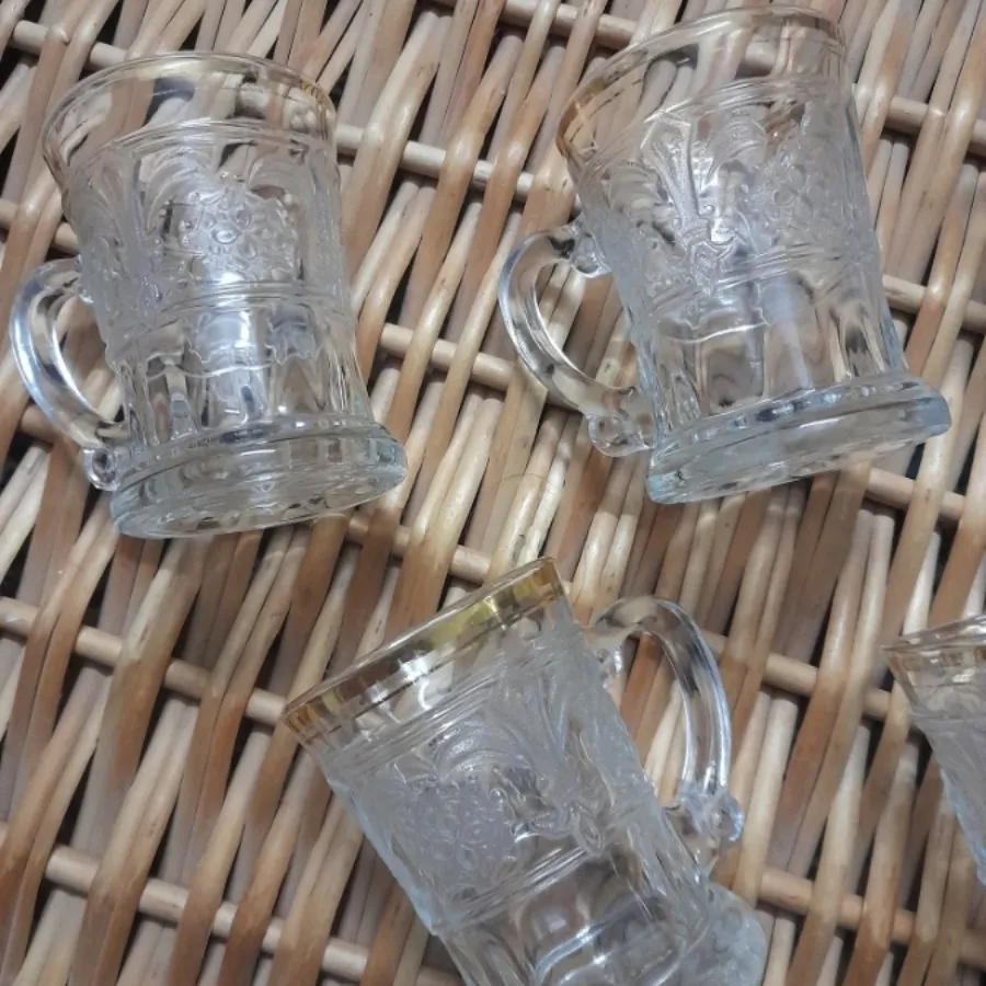 استکان قدیمی