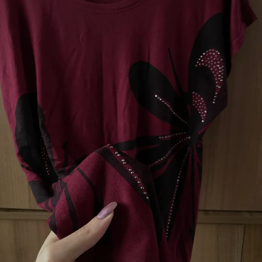 تیشرت زنانه