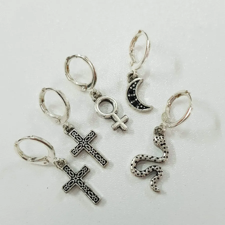 پک گوشواره قفلی سیاه قلم