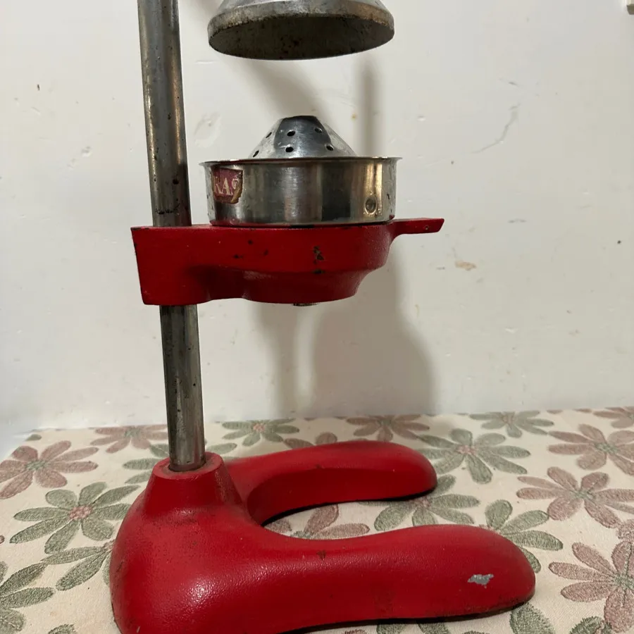 آب انار گیری