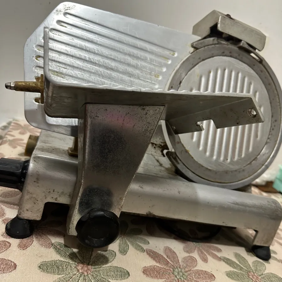 اسلایسر کالباس