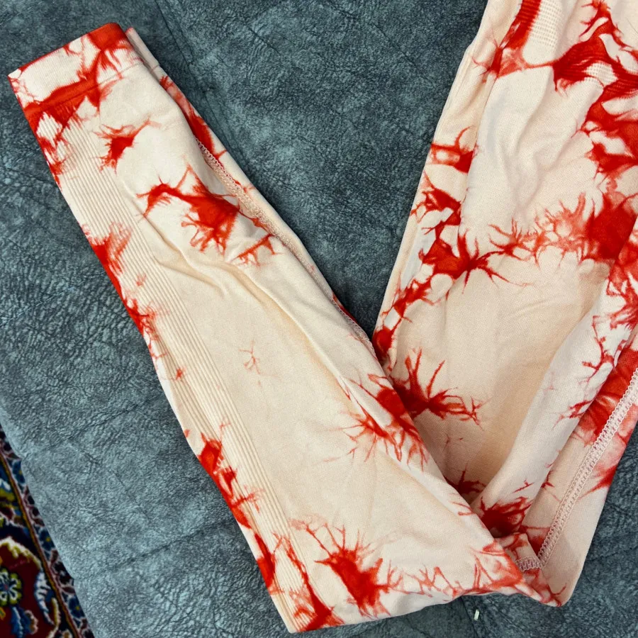 لگ ورزشی زنانه / دخترانه