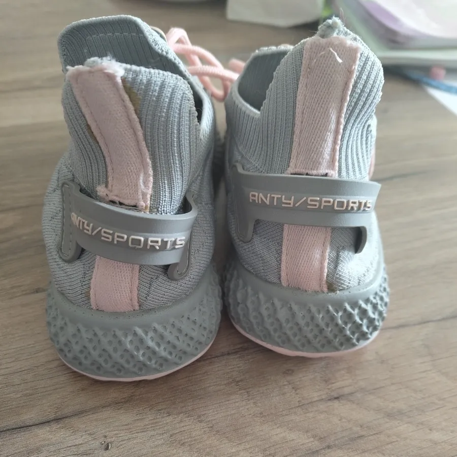 کتونی جورابی