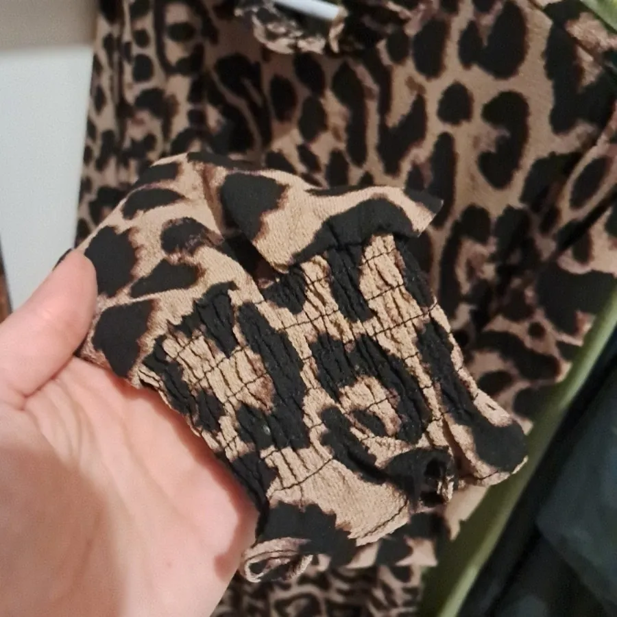 پیراهن پلنگی شین