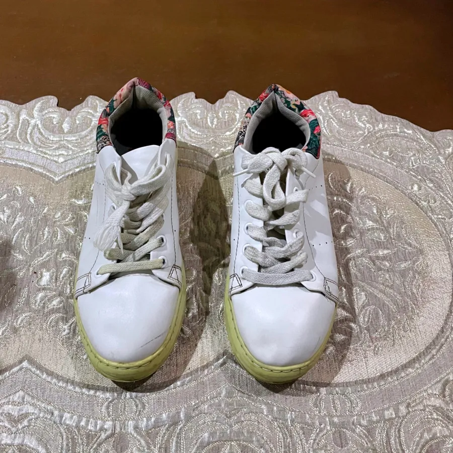 کتونی السی واکی