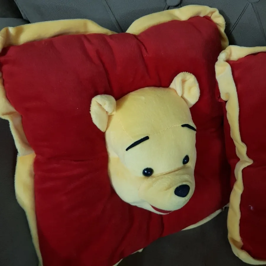 کوسن برای روی تخت کودک