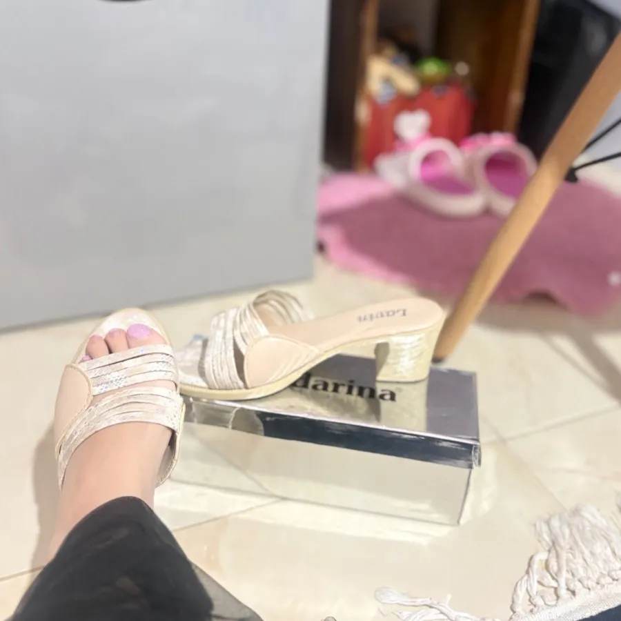 صندل رنگ نود