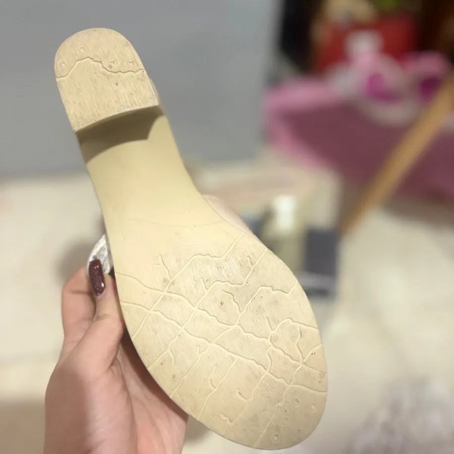 صندل رنگ نود