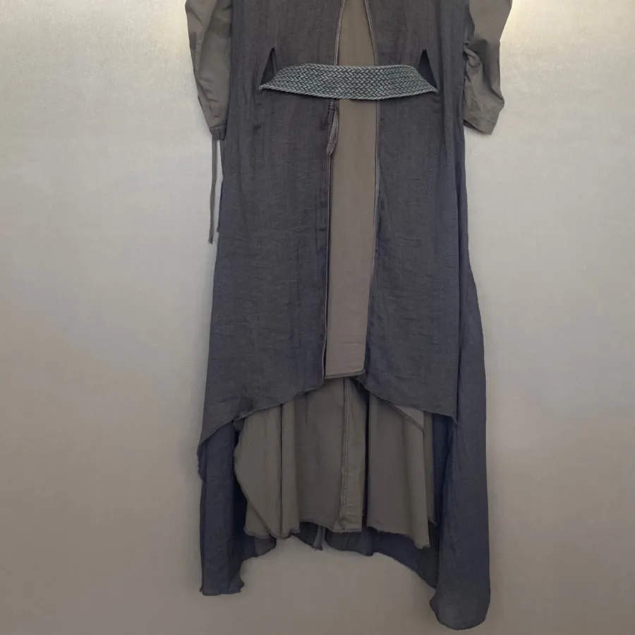 مانتو سبز و طوسی