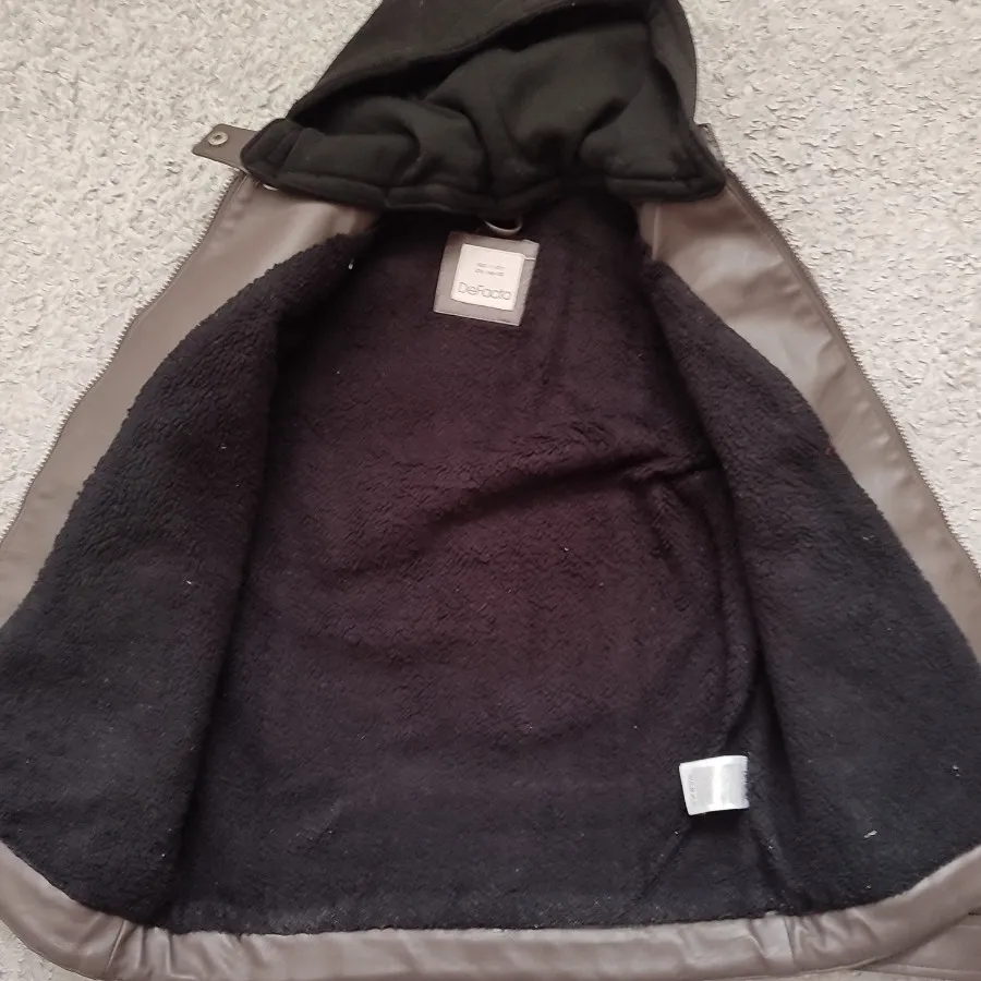 کاپشن چرم دفکتو