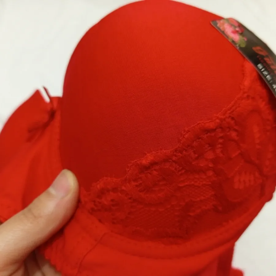 سوتین اسفنجی