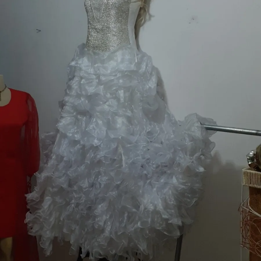 لباس عروس سفید