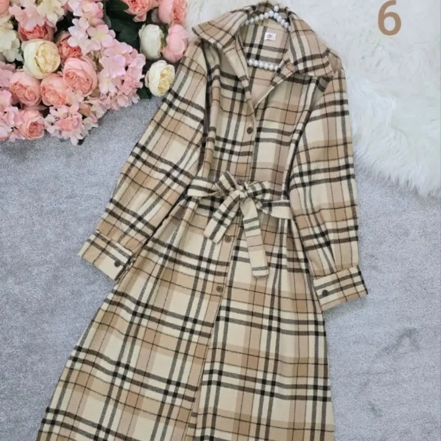 مانتو بلند پشمی چهارخونه