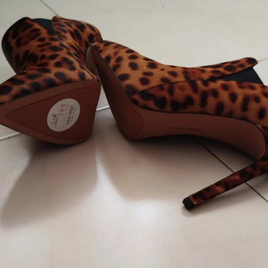 پاشنه دار پلنگی ninewest