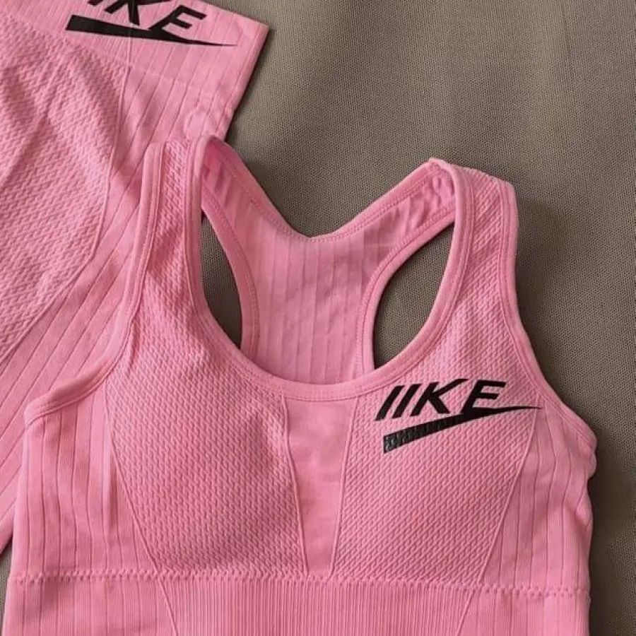 ست نیم تنه و شلوارک