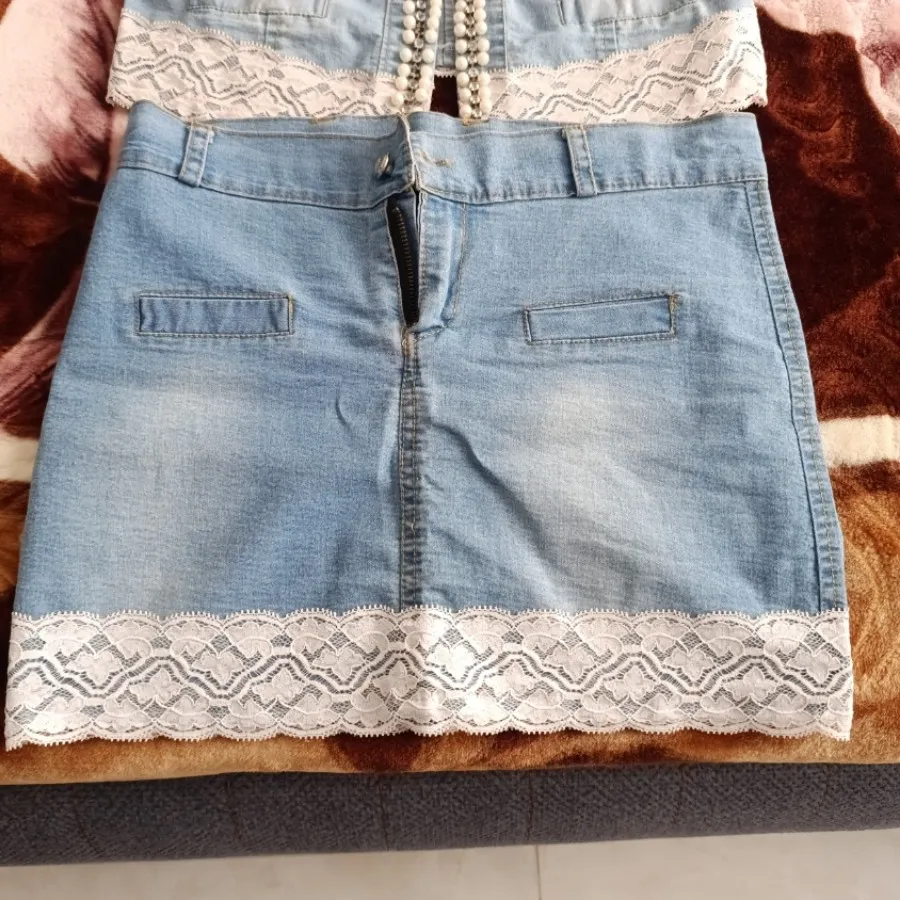 کت و دامن لی