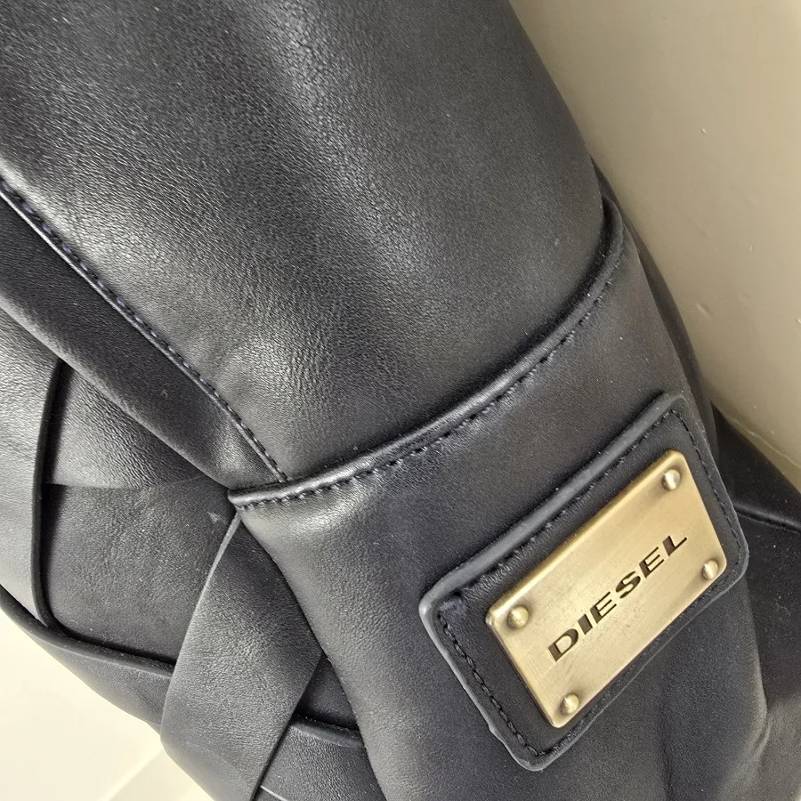 کوله سرمه ای دیزل