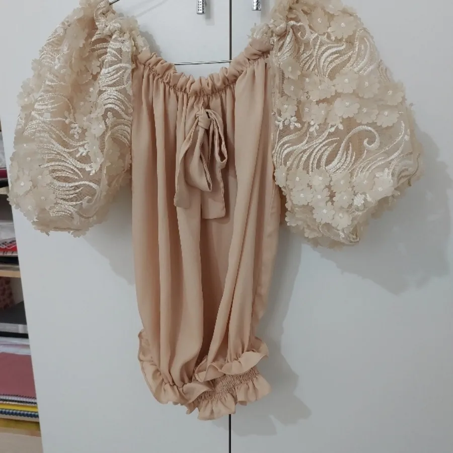 شومیز و دامن و کلاه