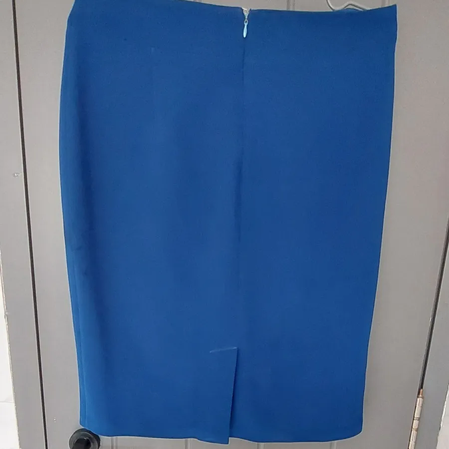 بلوز و دامن