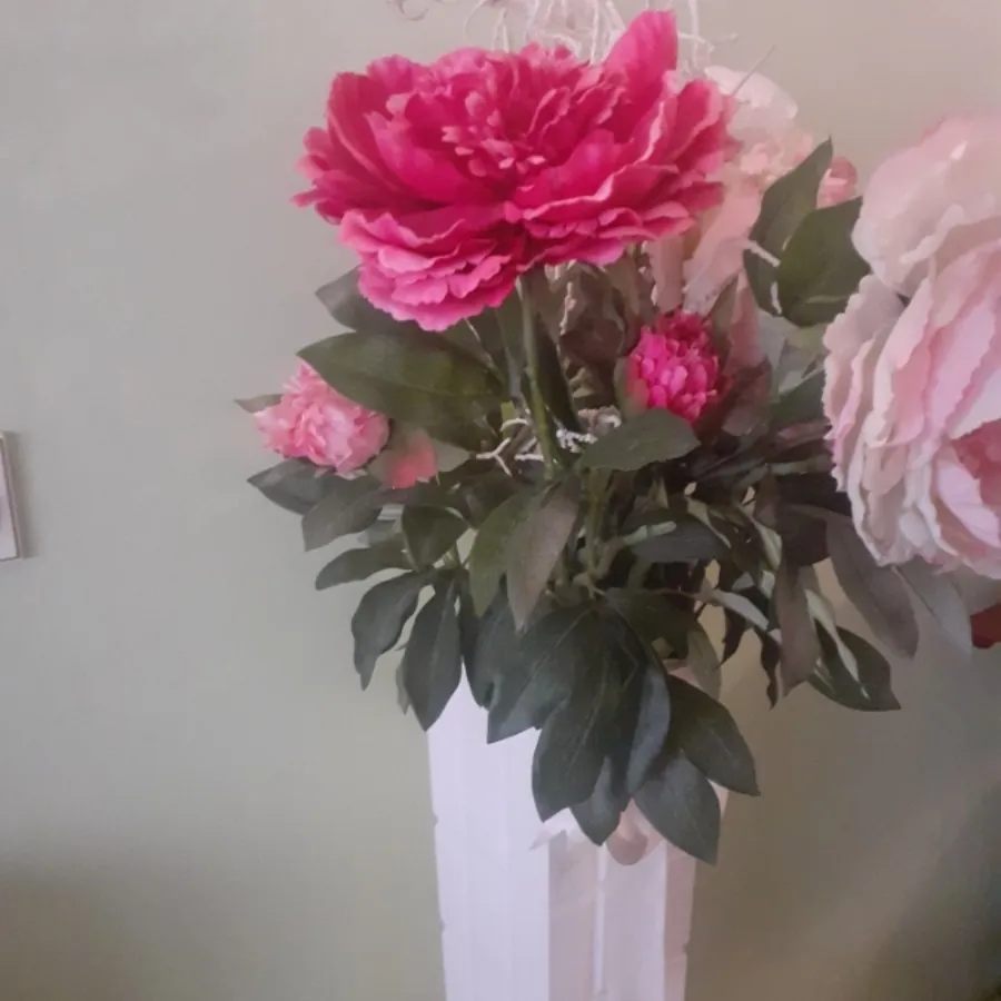 گلدان  گل مصنوعی