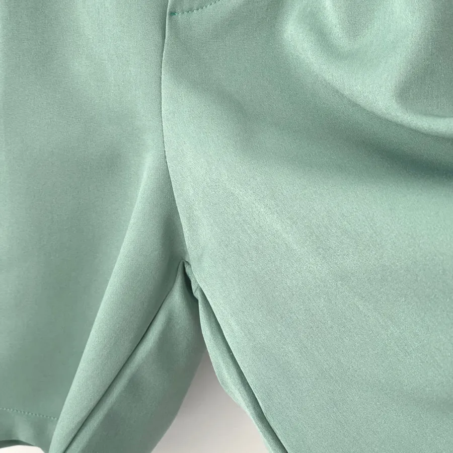 شلوارک زنانه