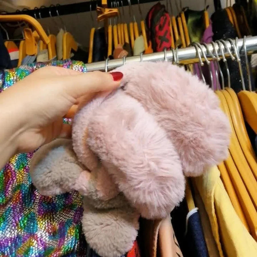 گوش گیر خزی
گرم و نرم