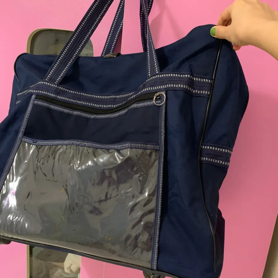 ساک برزنتی چرخ دار