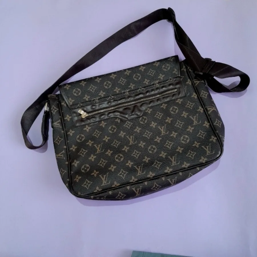 کیف لویی ویتون